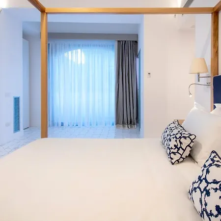 Apartment Sorrentovibes - Luxury With Garden And Pool Sant'Agnello